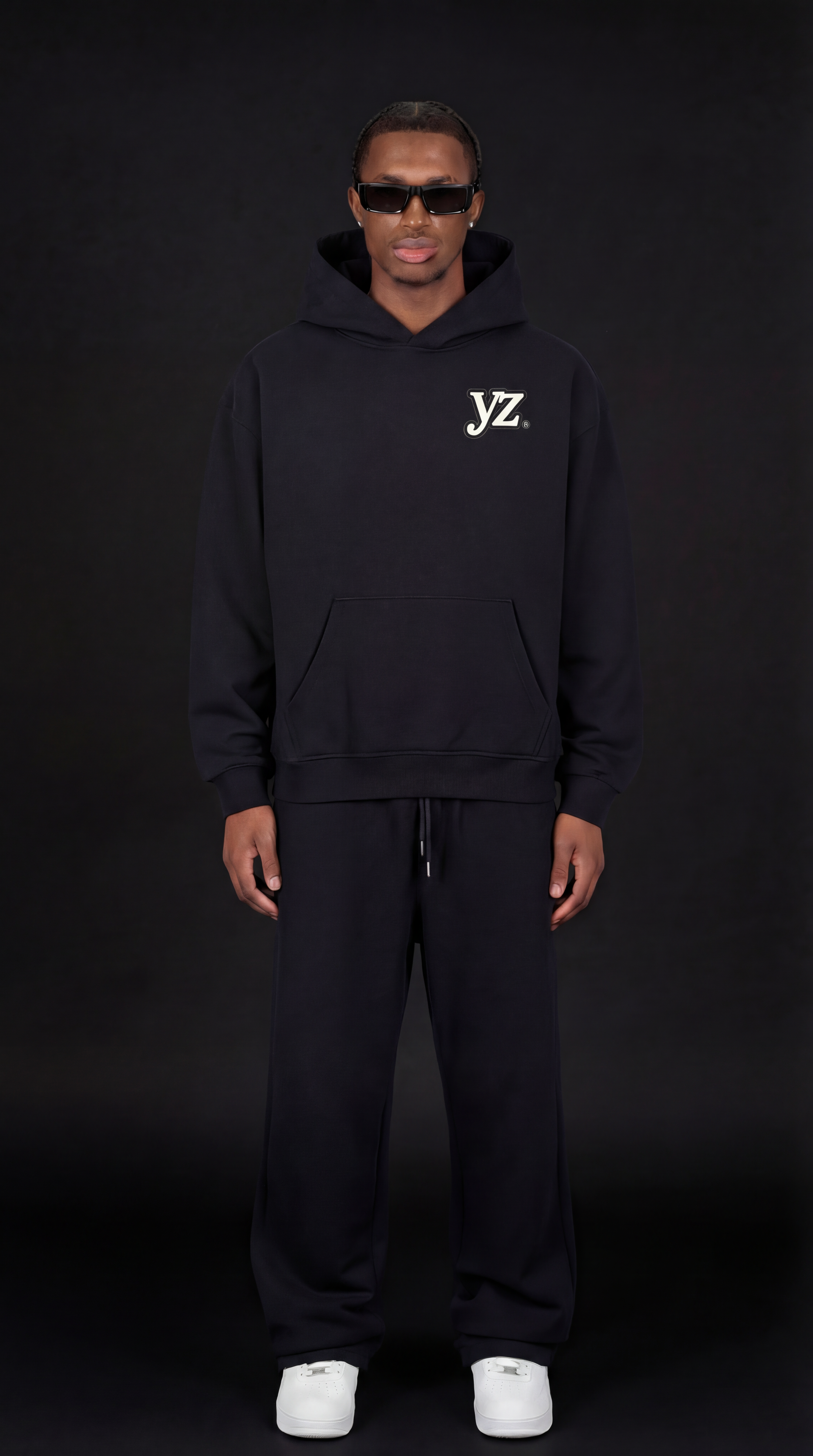 YSZ HOODIE